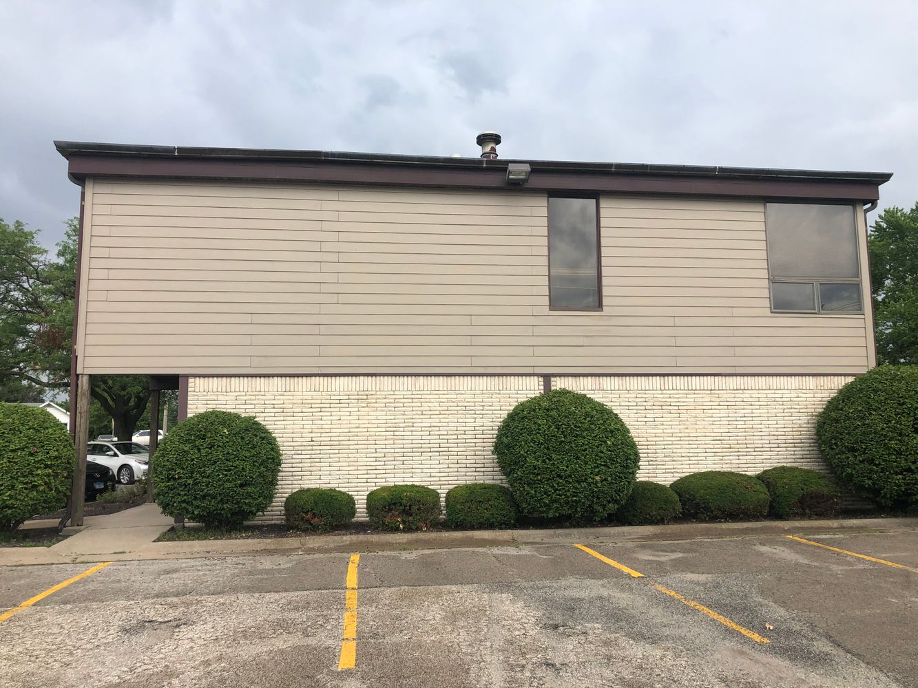 1231 Keokuk St, Lincoln, IL 62656